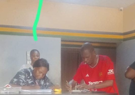 SETTING THE RECORD STRAIGHT ON VIRAL FRSC ASSAULT PHOTO